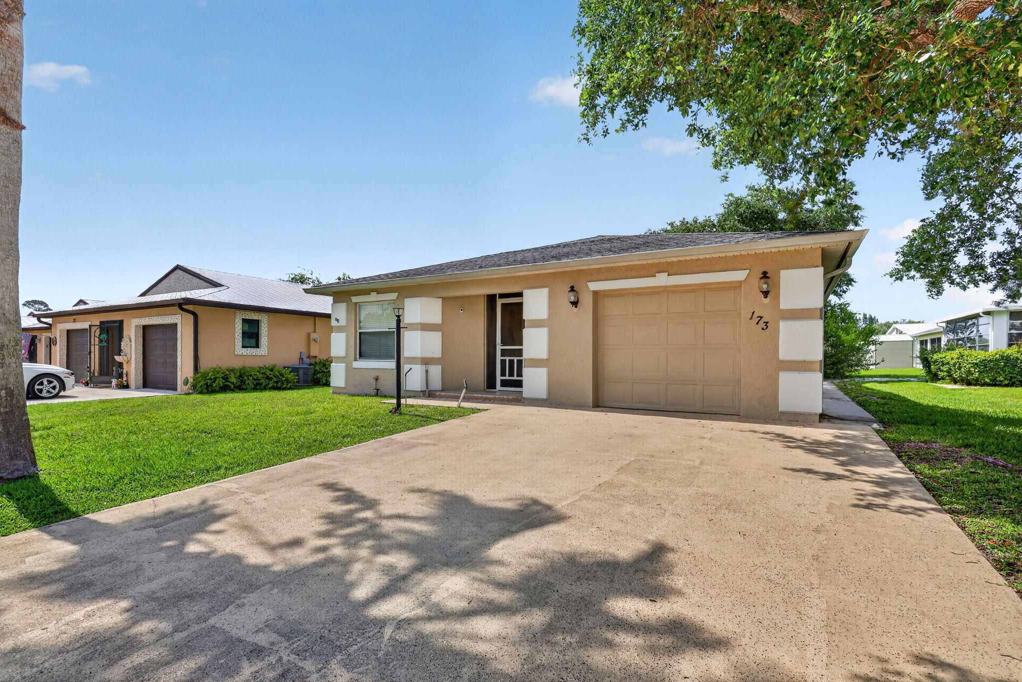 173 Mediterranean Boulevard N Property Photo 3