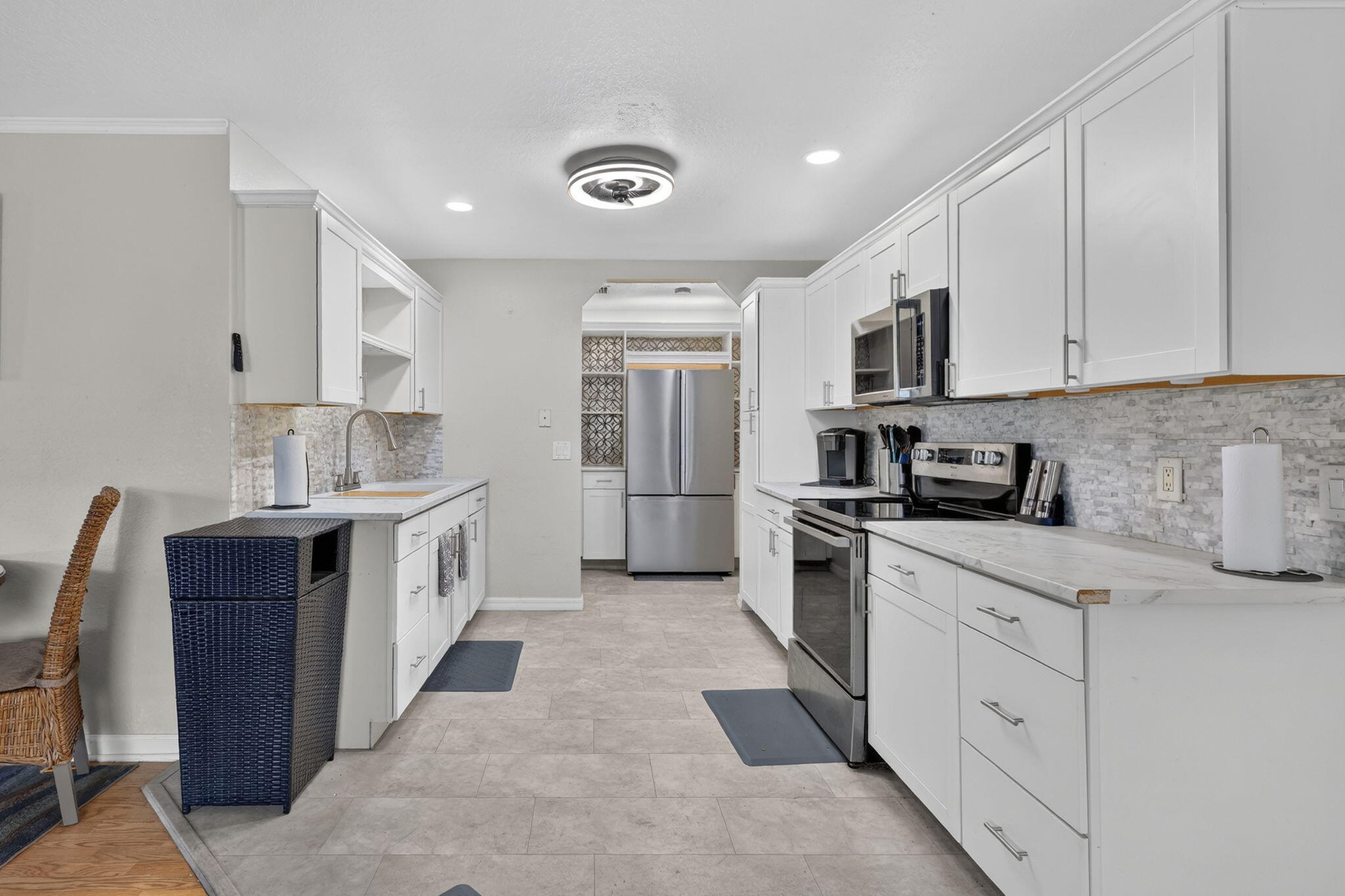 173 Mediterranean Boulevard N Property Photo 8