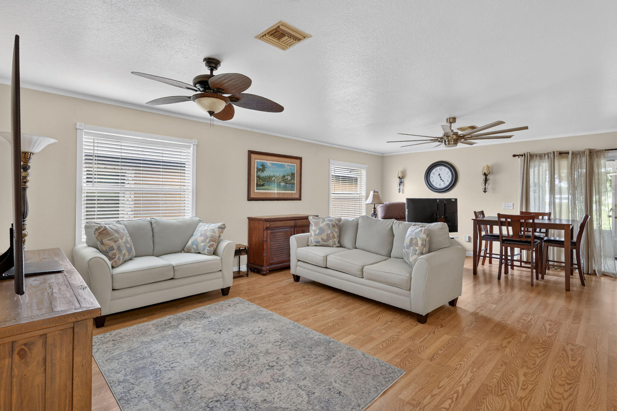 173 Mediterranean Boulevard N Property Photo 10