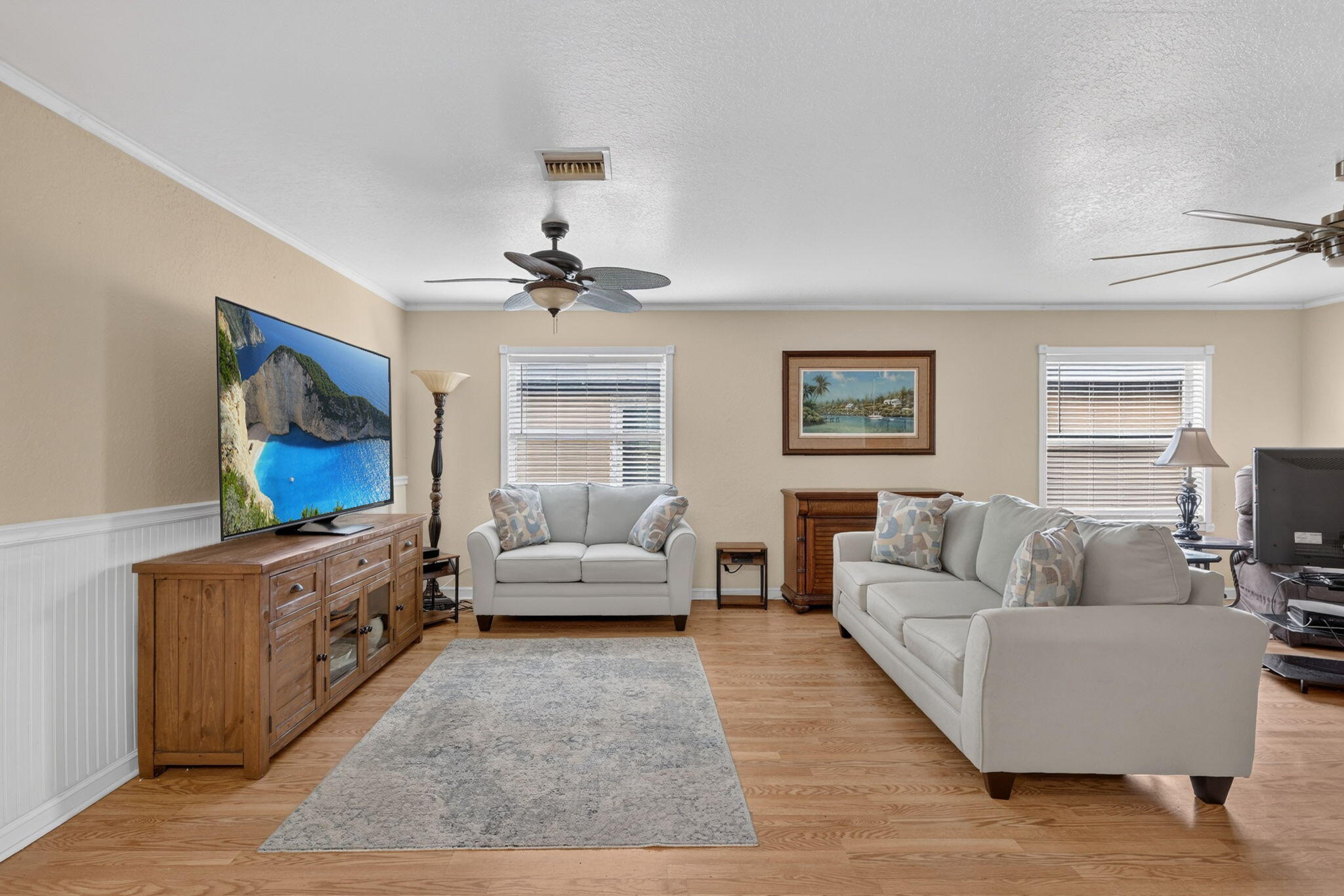173 Mediterranean Boulevard N Property Photo 11