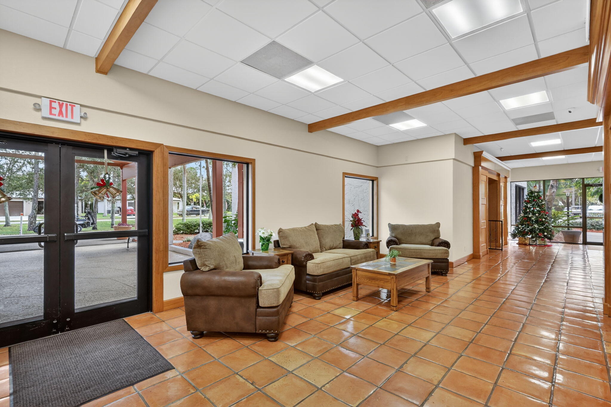 173 Mediterranean Boulevard N Property Photo 46