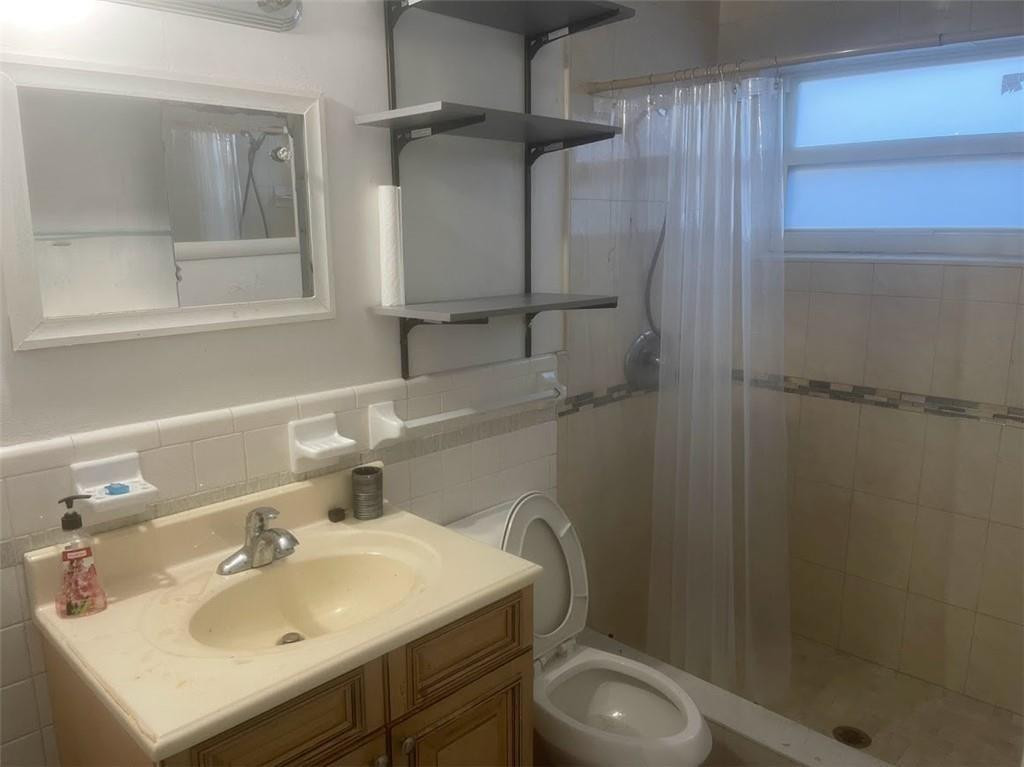 B26044023 Property Photo 2