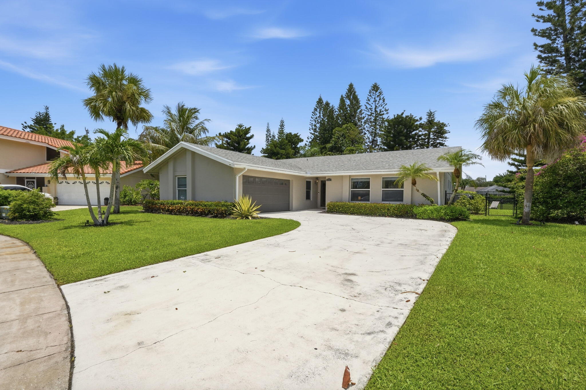 1799 Shower Tree Way Property Photo 1