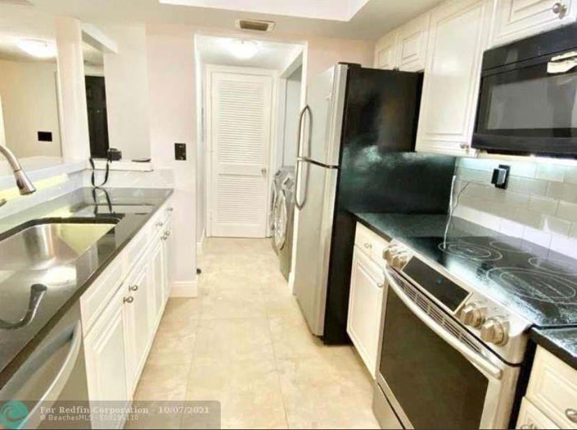 8801 W Sample Road 4 Property Photo 3