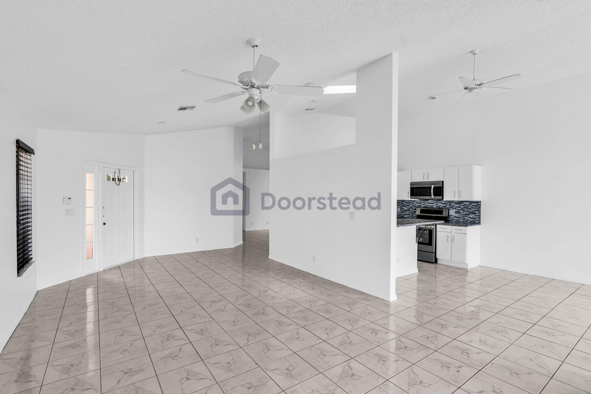 12382 Pleasant Green Way Property Photo 5