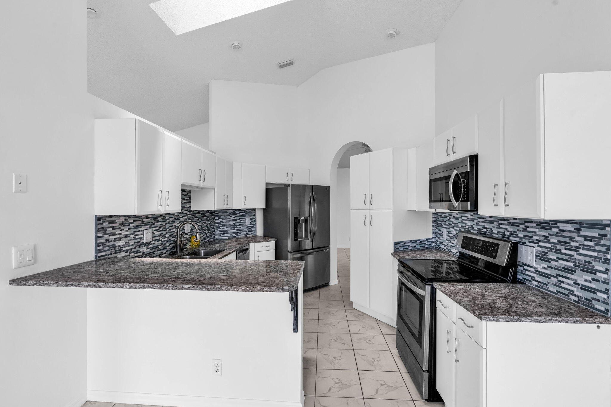 12382 Pleasant Green Way Property Photo 22