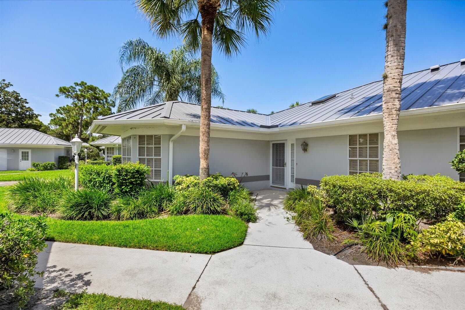 7362 Pine Creek Way Property Photo 4