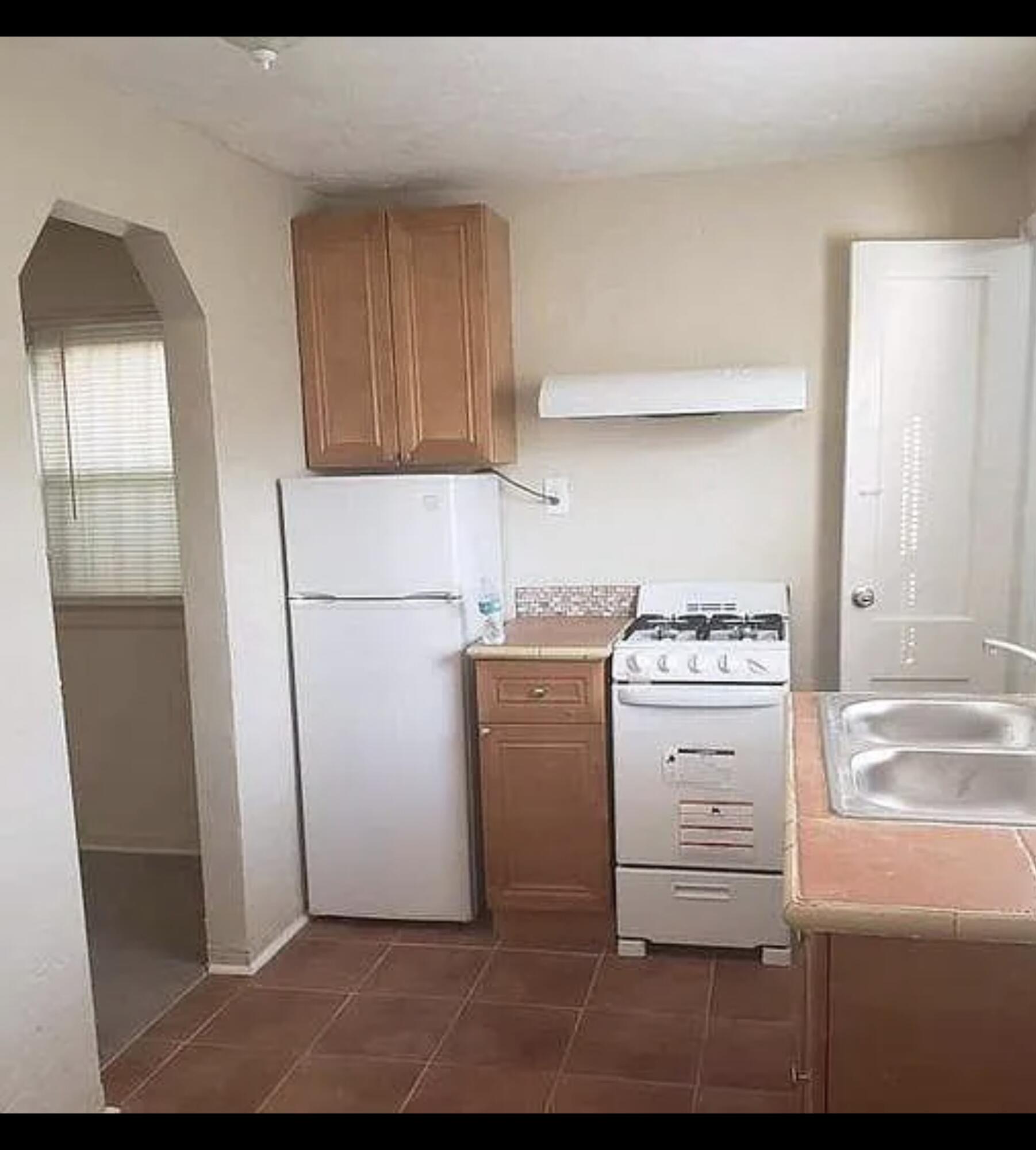 2490 Nw 91st Street A Property Photo 2