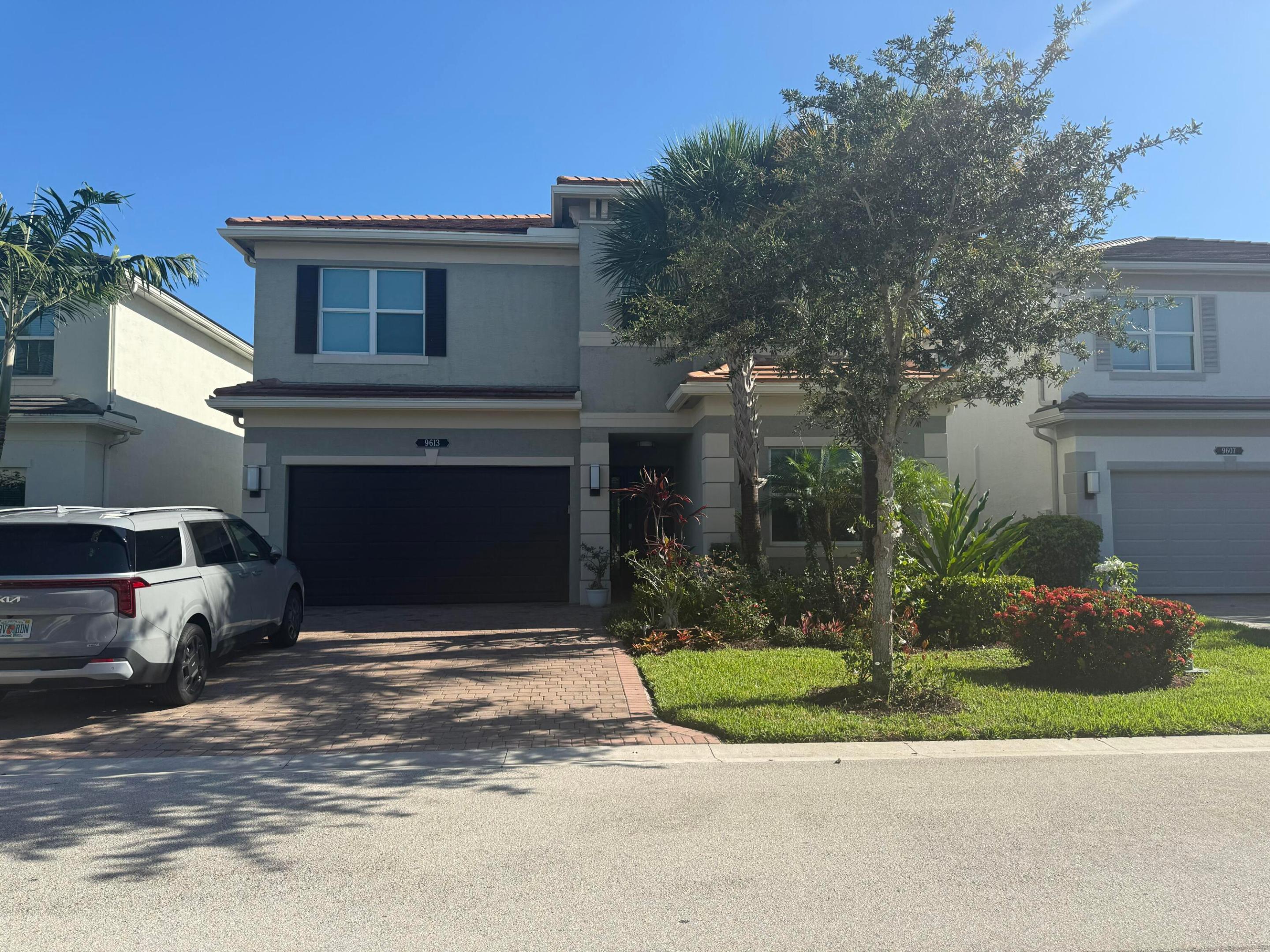 9613 Highland Pointe Pass Property Photo 1