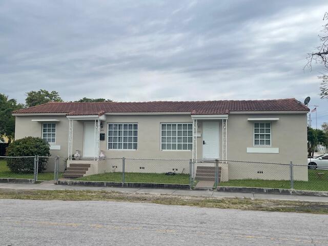 2802 Sw 36th Avenue Property Photo 1