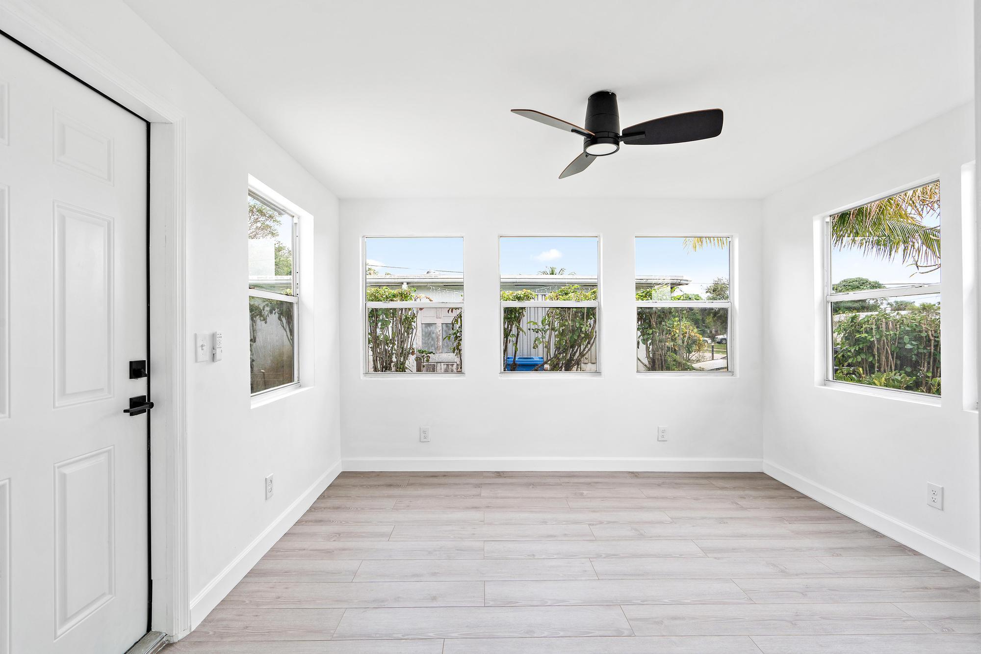 720 S 11th Street Property Photo 4