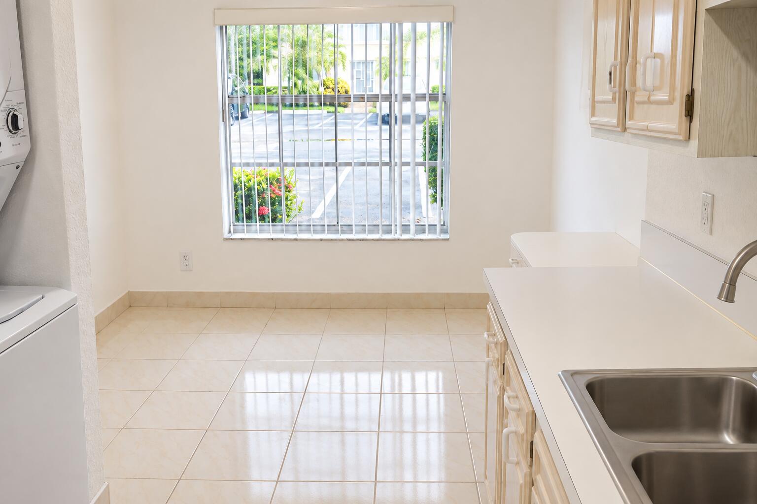 13638 Via Flora D Property Photo 5