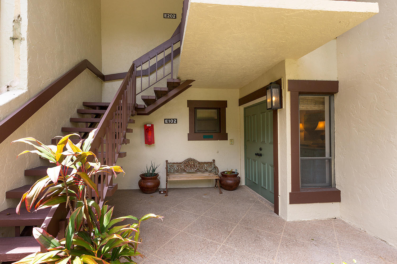 11397 Pond View Drive E102 Property Photo 4