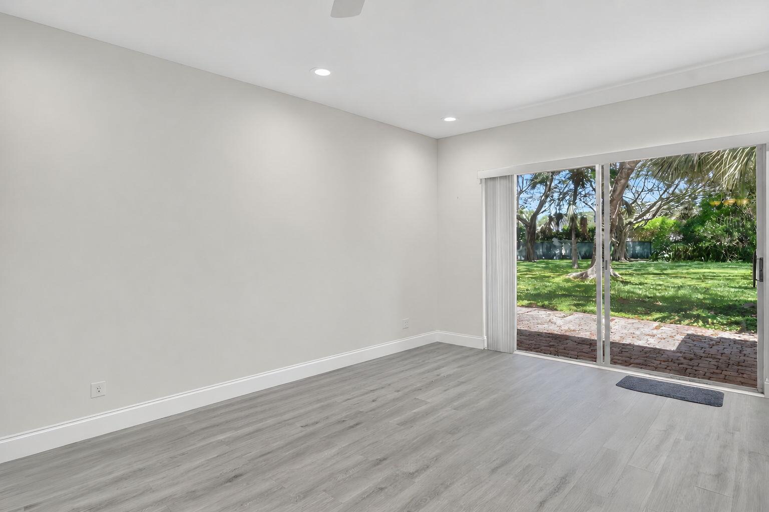 20846 Vinesta Circle Property Photo 10