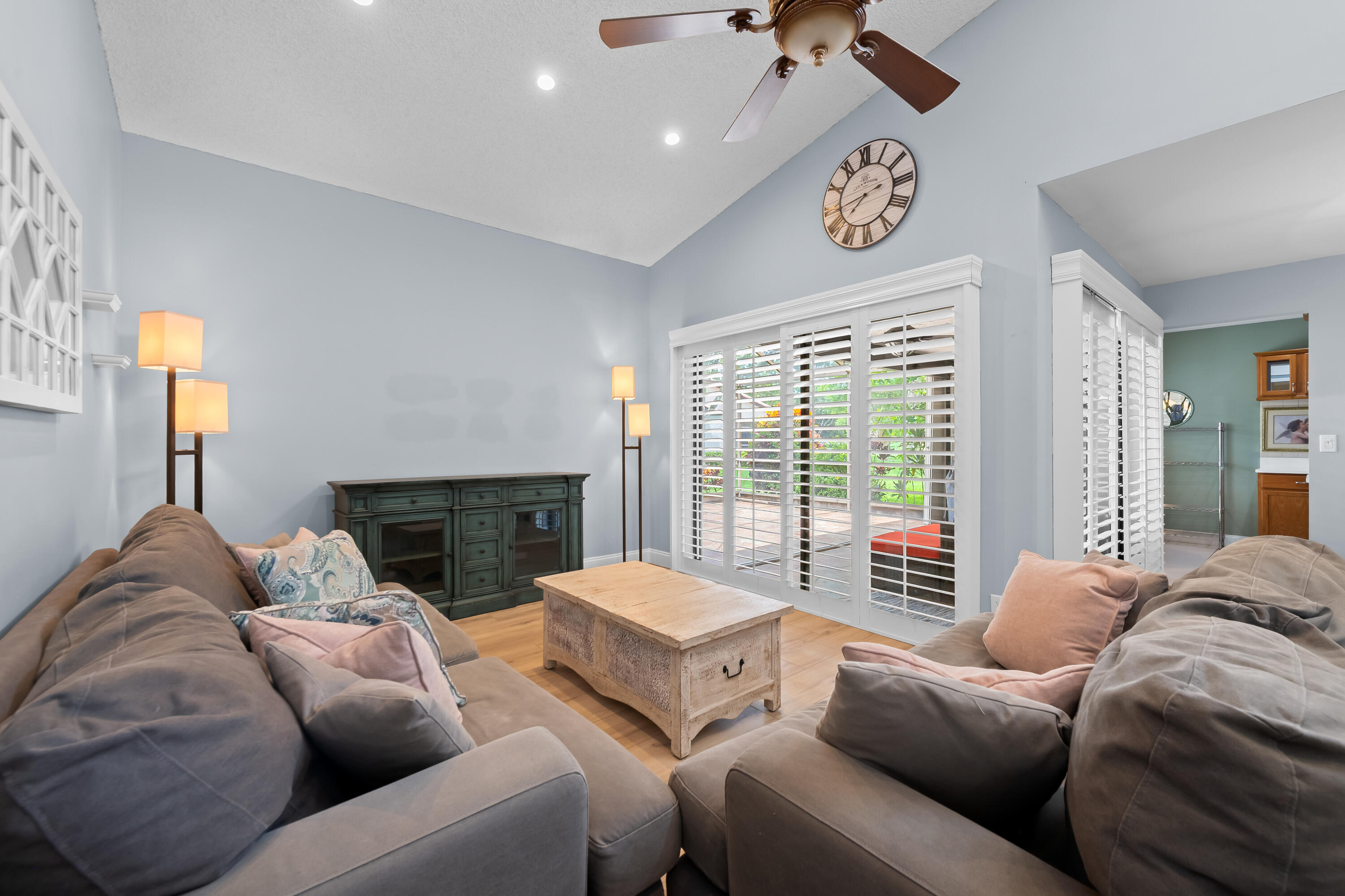 3018 Lake Shore Drive Property Photo 17