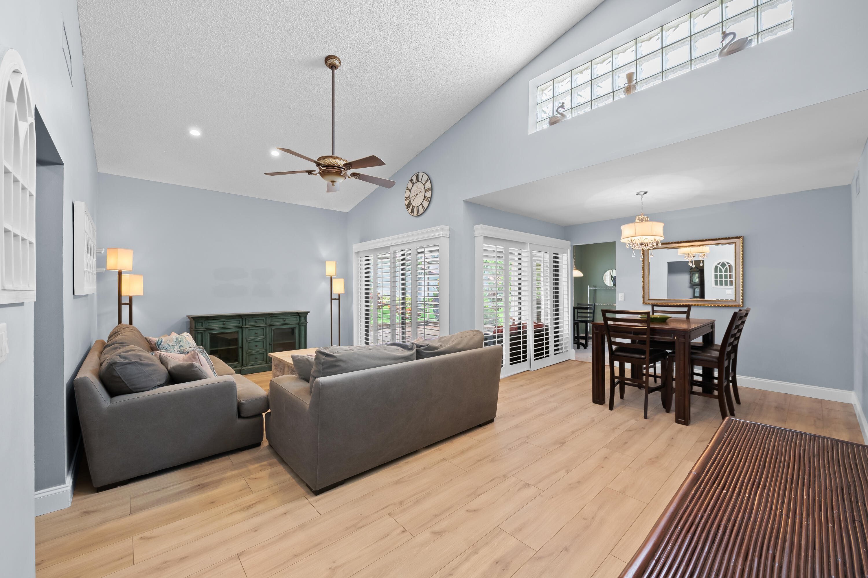 3018 Lake Shore Drive Property Photo 19