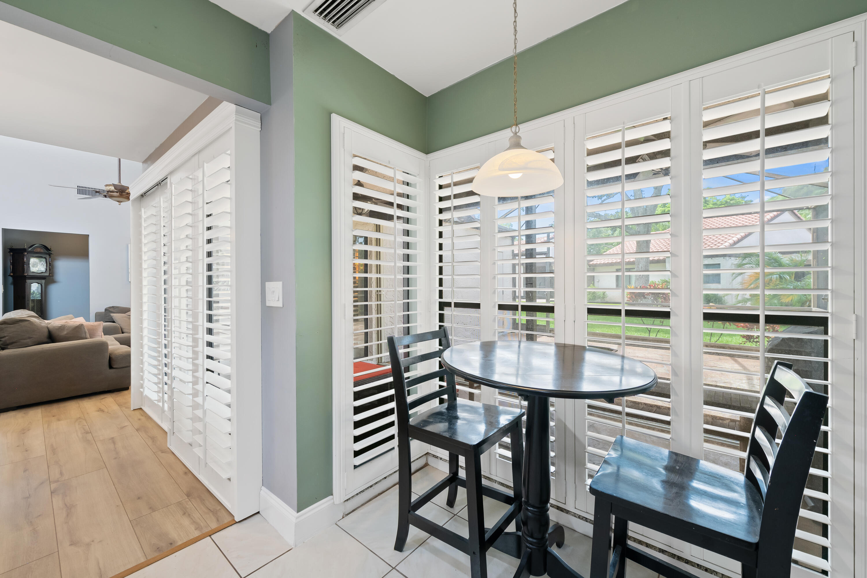 3018 Lake Shore Drive Property Photo 21