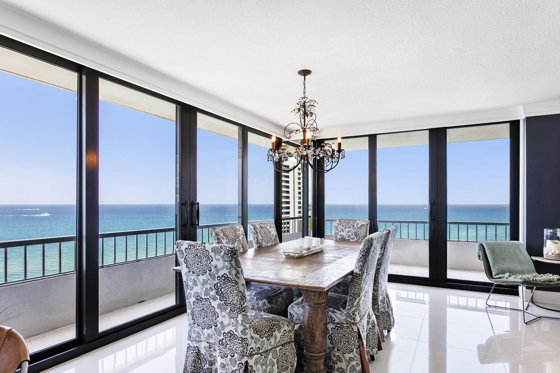 5510 N Ocean Drive 12a Property Photo 10