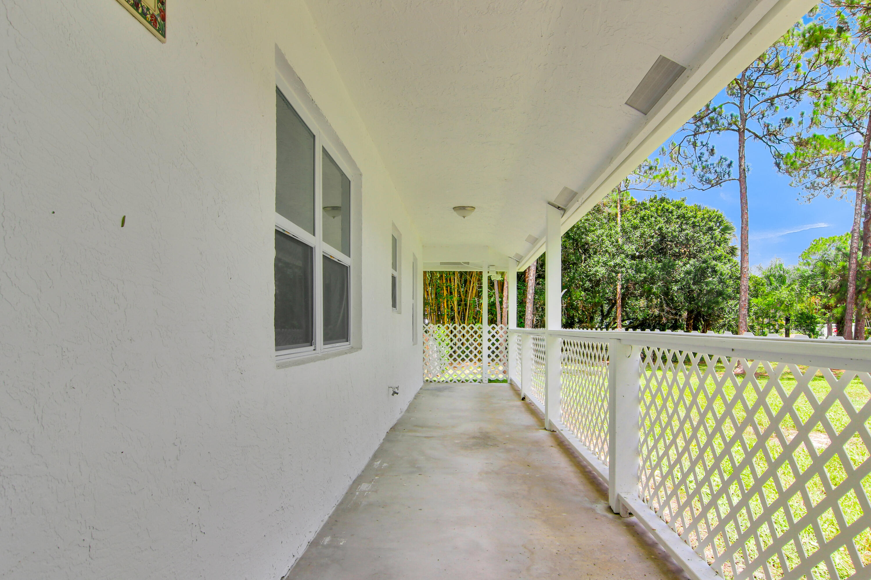 14817 97th Road N Property Photo 4