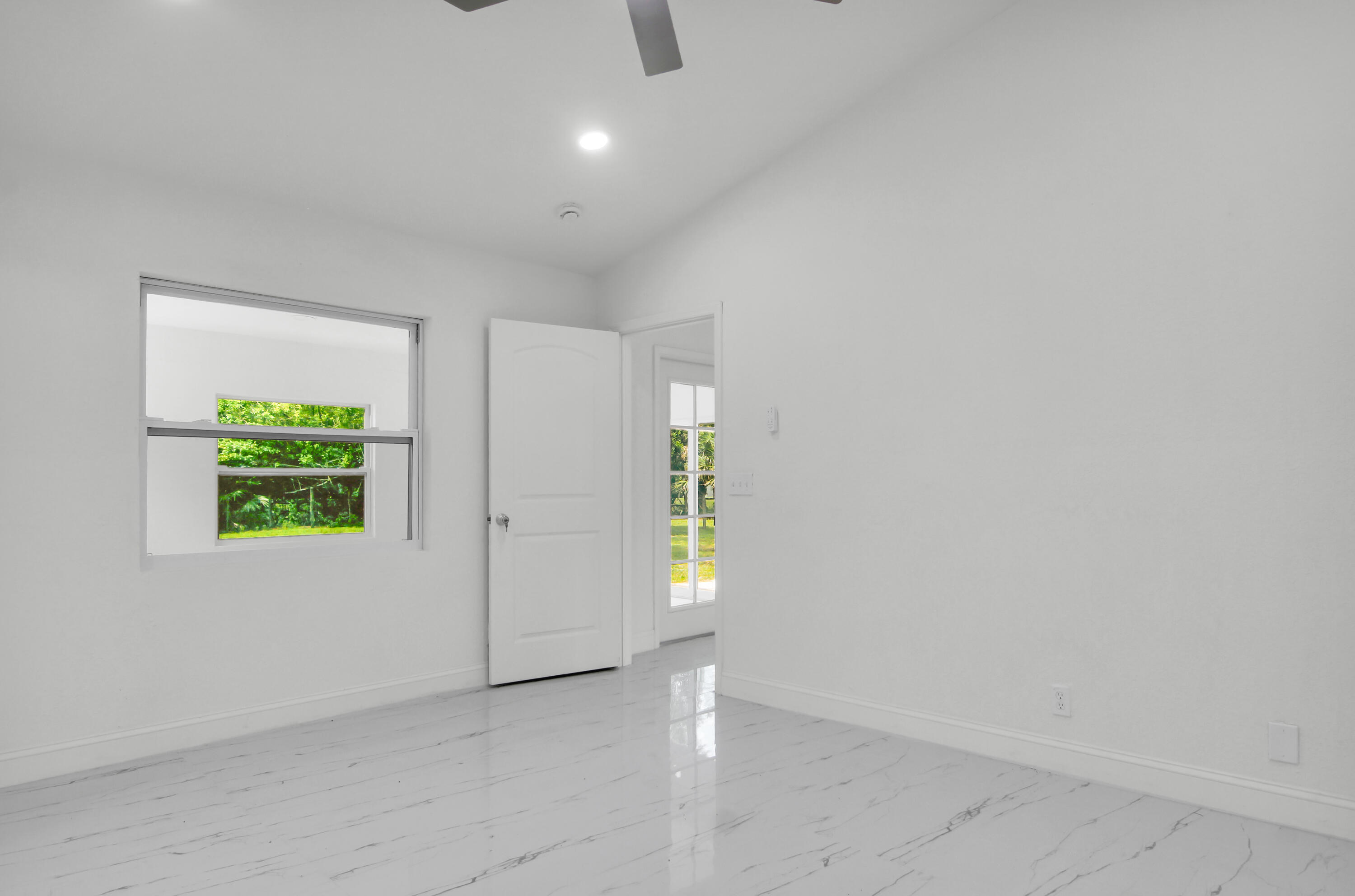 14817 97th Road N Property Photo 12