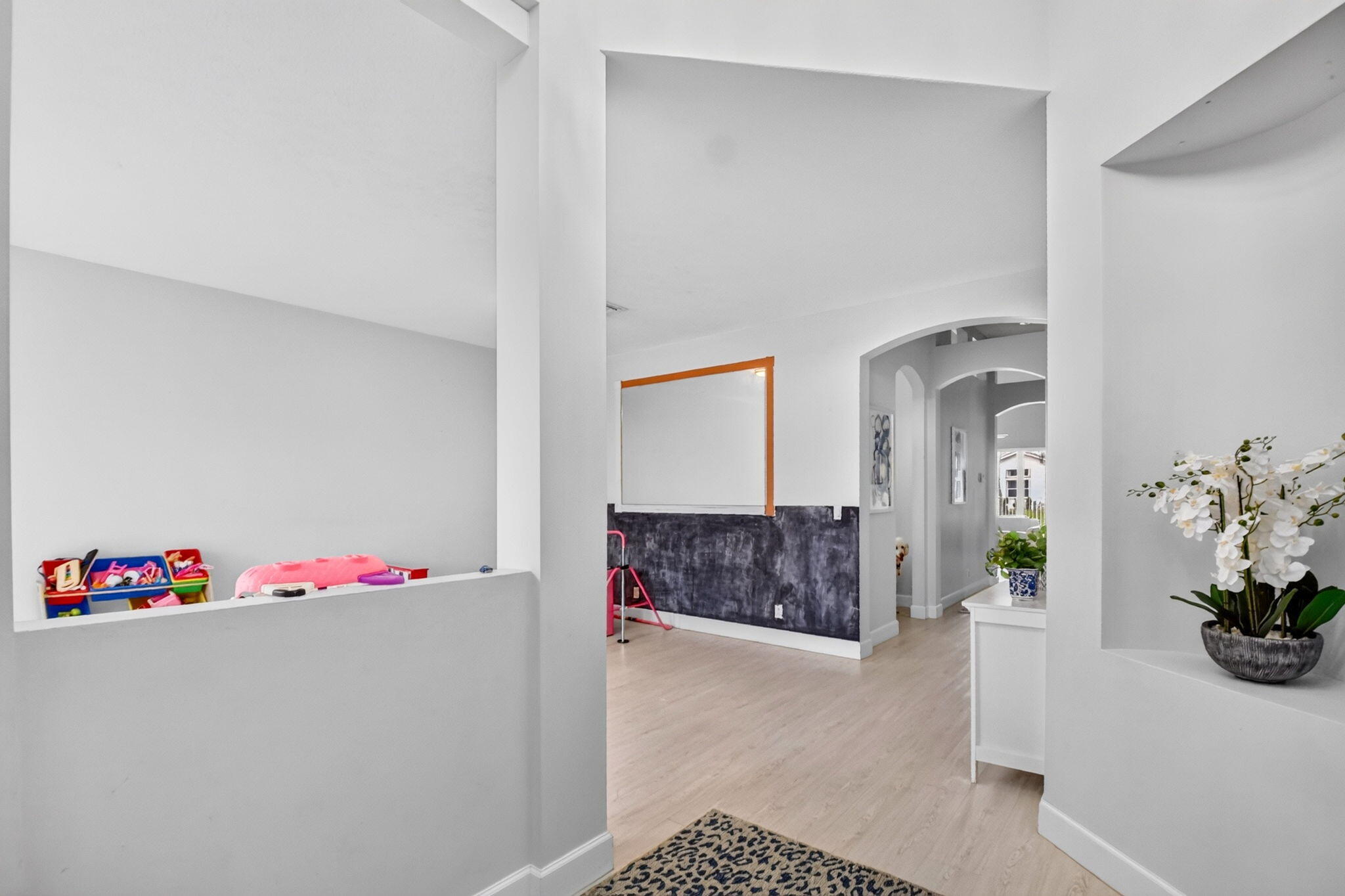 8049 Via Bolzano Property Photo 4