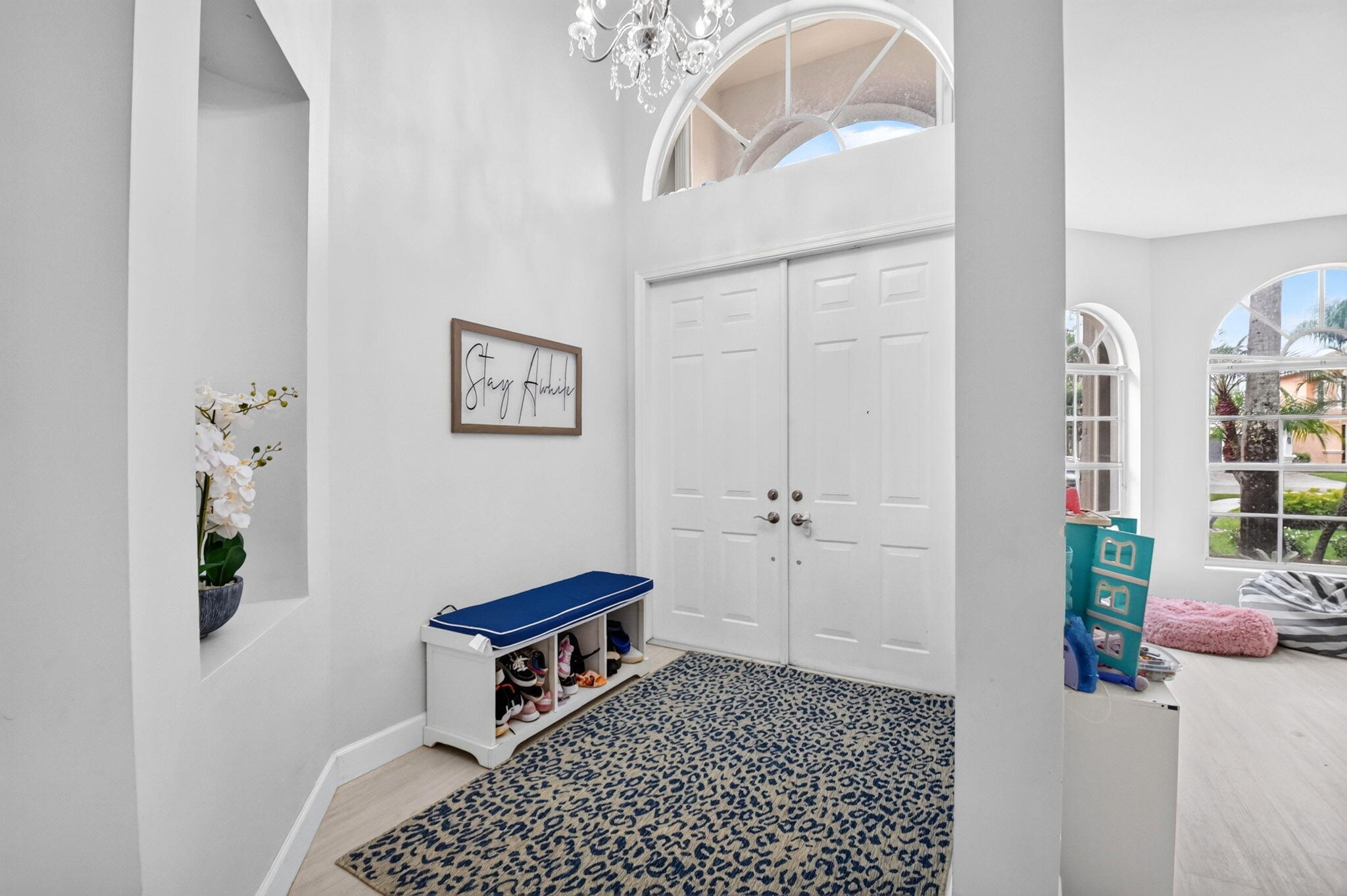 8049 Via Bolzano Property Photo 5