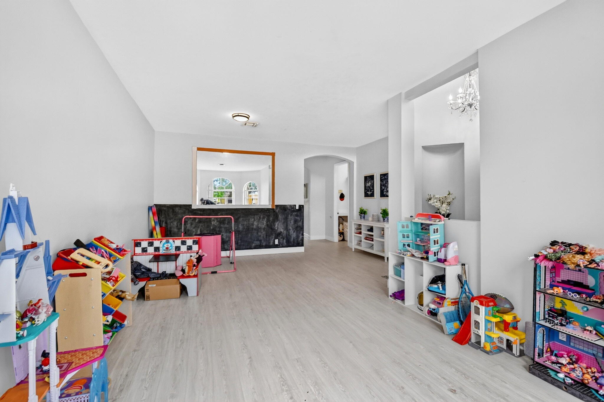 8049 Via Bolzano Property Photo 8