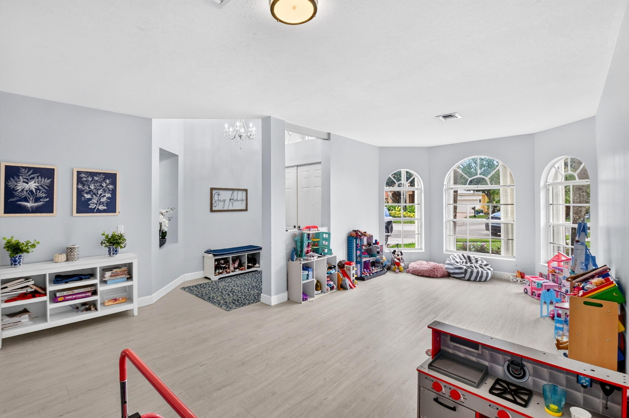 8049 Via Bolzano Property Photo 9
