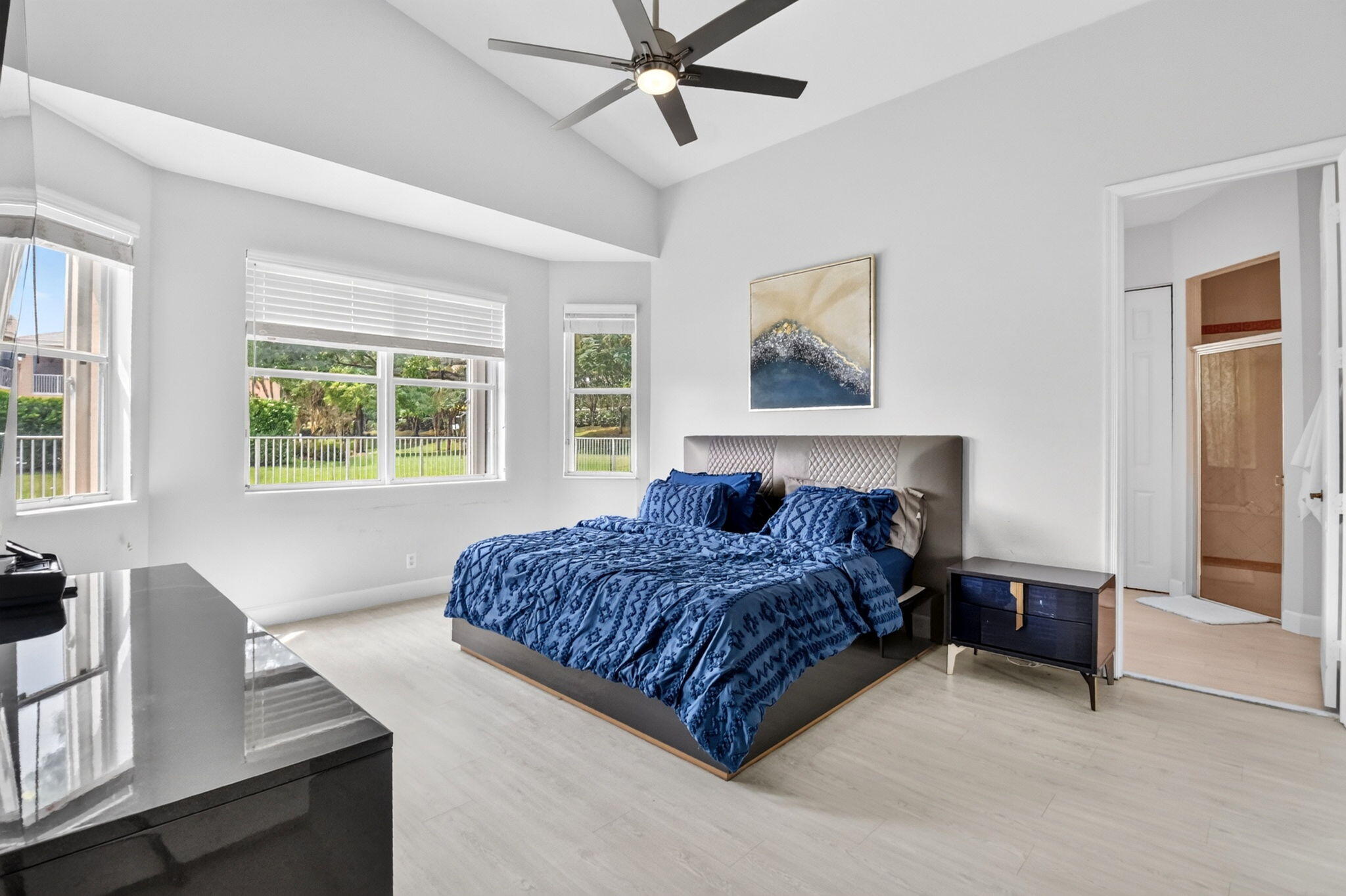 8049 Via Bolzano Property Photo 26