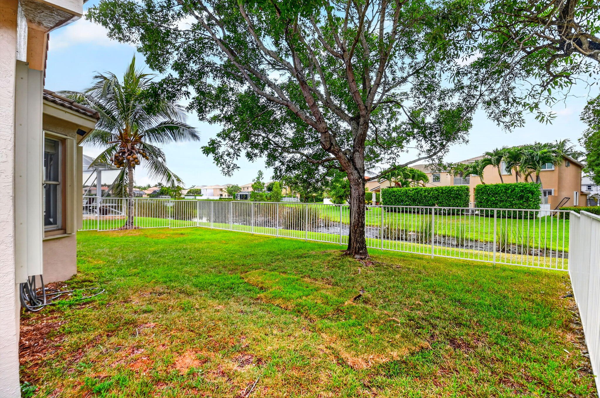 8049 Via Bolzano Property Photo 42