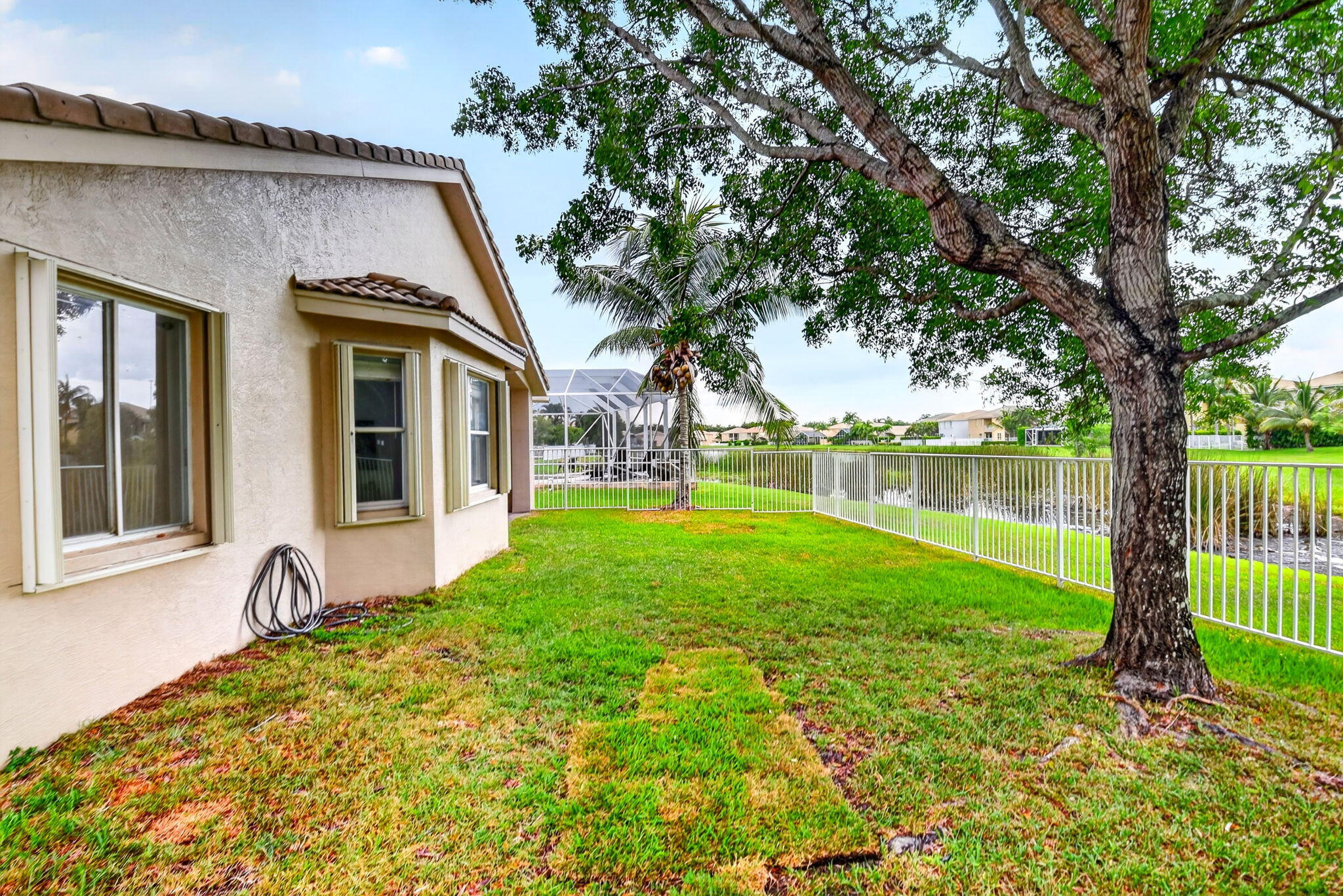 8049 Via Bolzano Property Photo 43