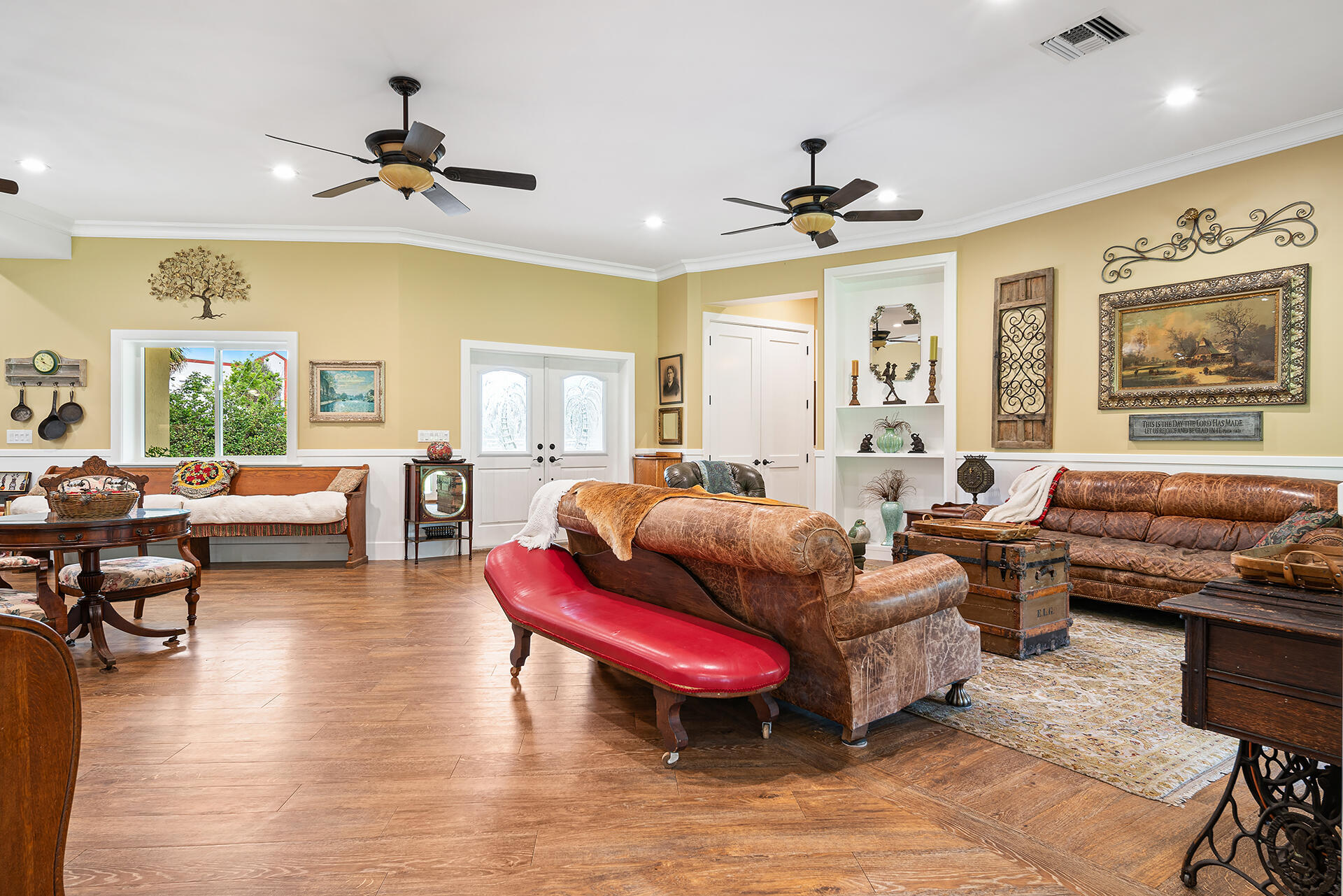 6624 Dillman Road Property Photo 16