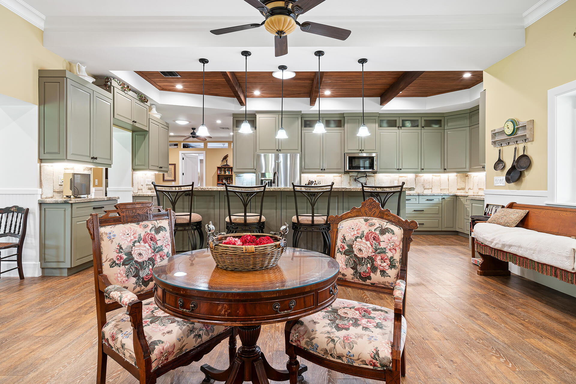 6624 Dillman Road Property Photo 18