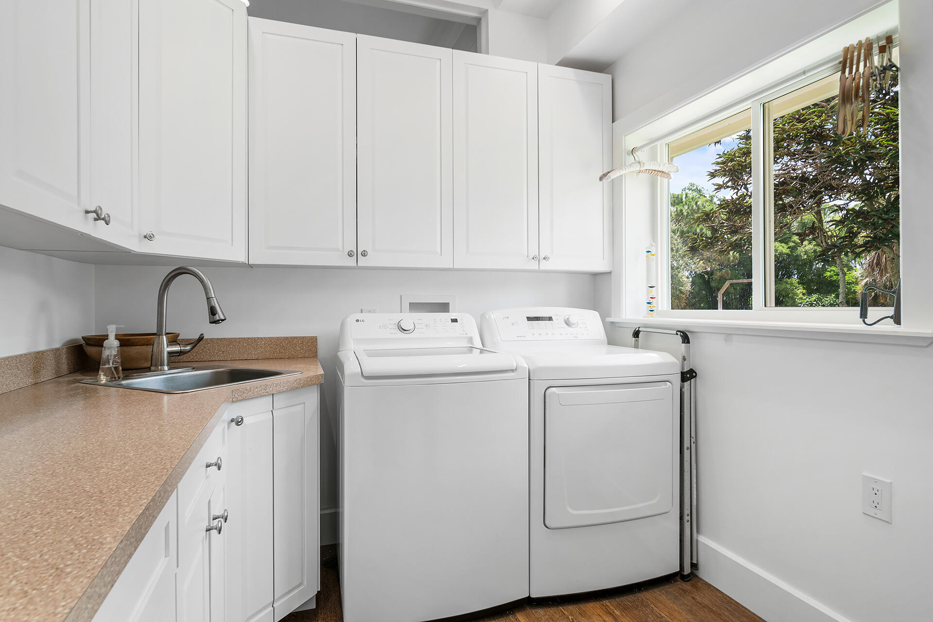 6624 Dillman Road Property Photo 47