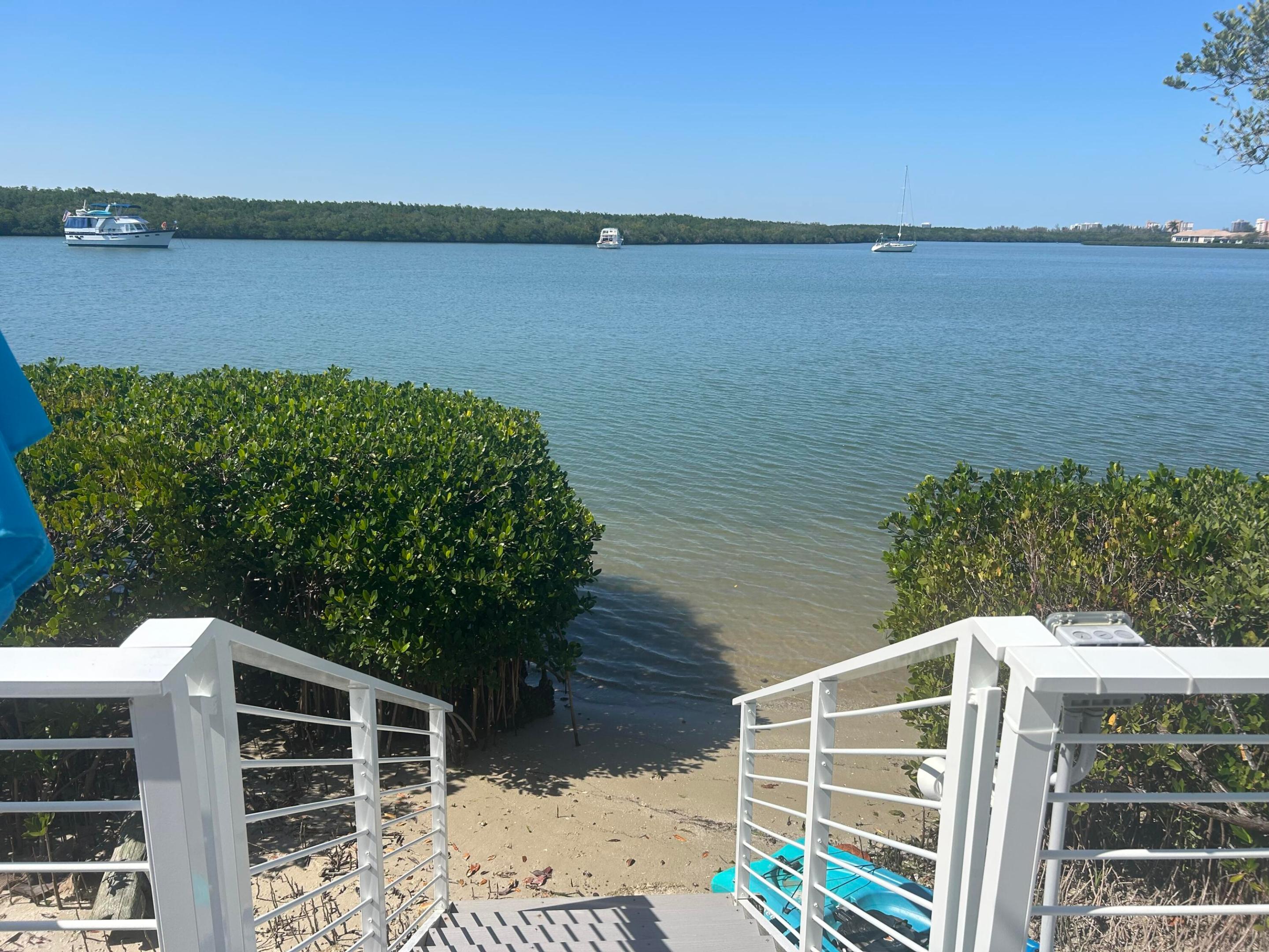 2408 Harbour Cove Drive Property Photo 6