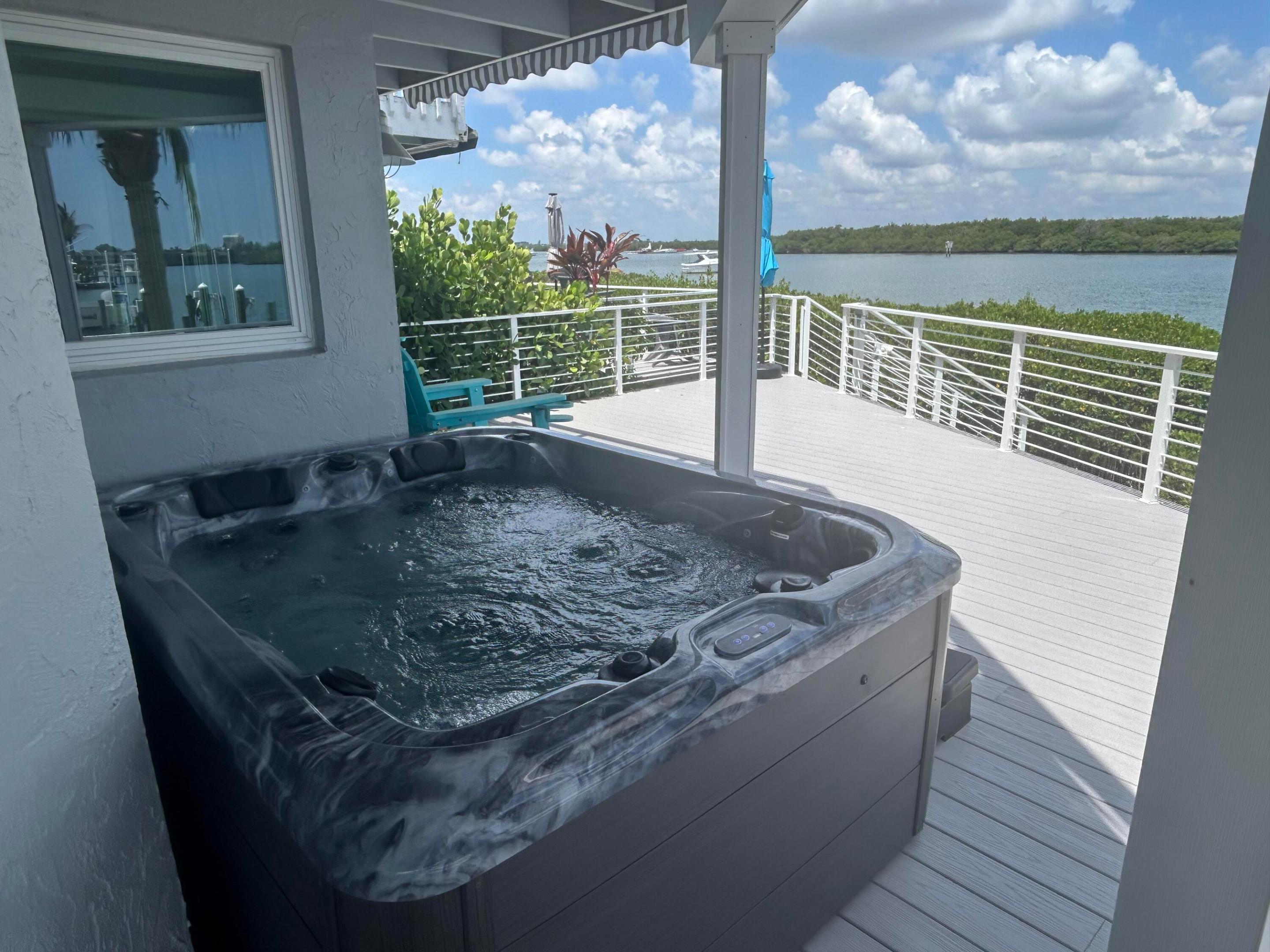 2408 Harbour Cove Drive Property Photo 14