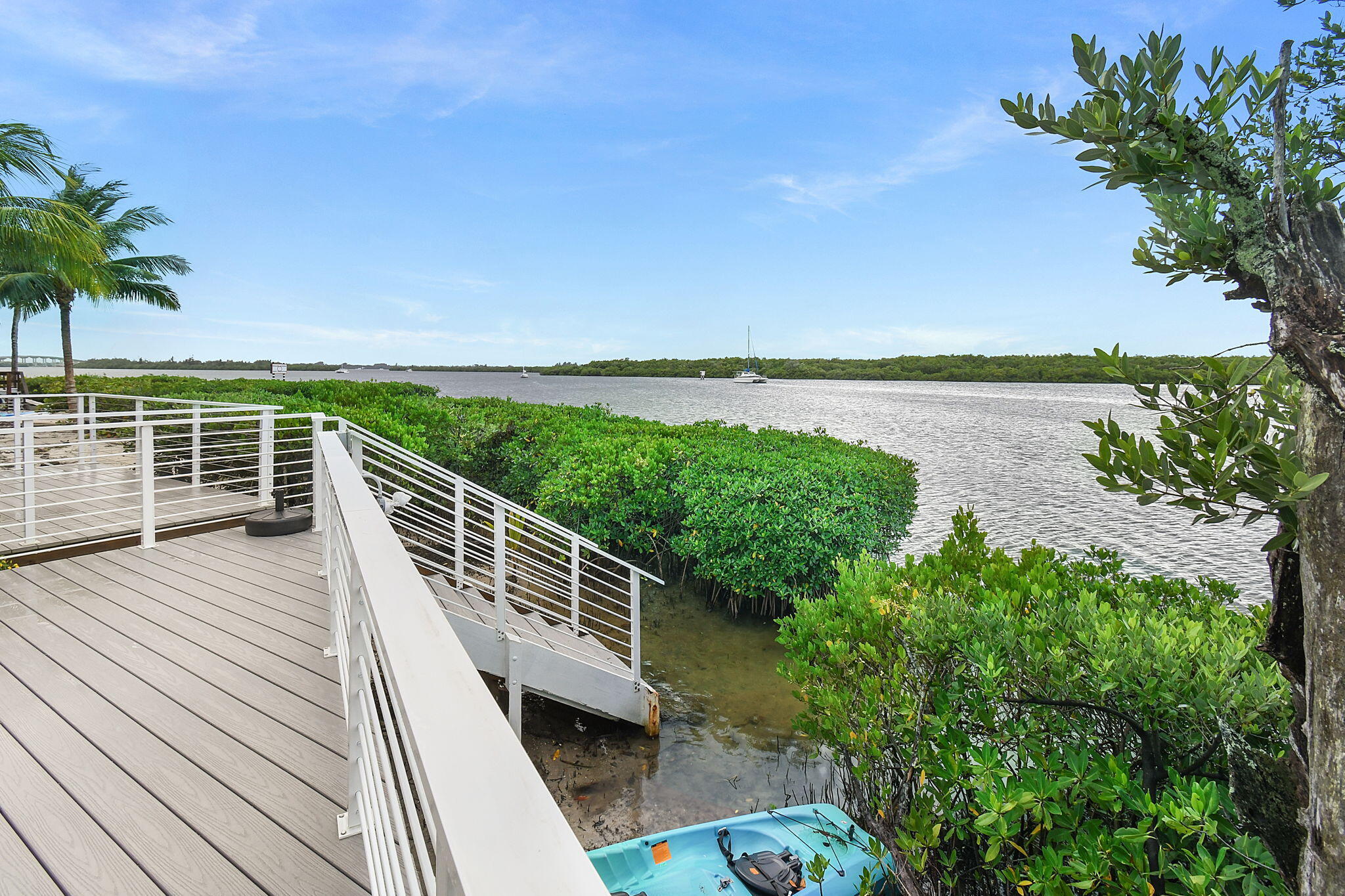 2408 Harbour Cove Drive Property Photo 19