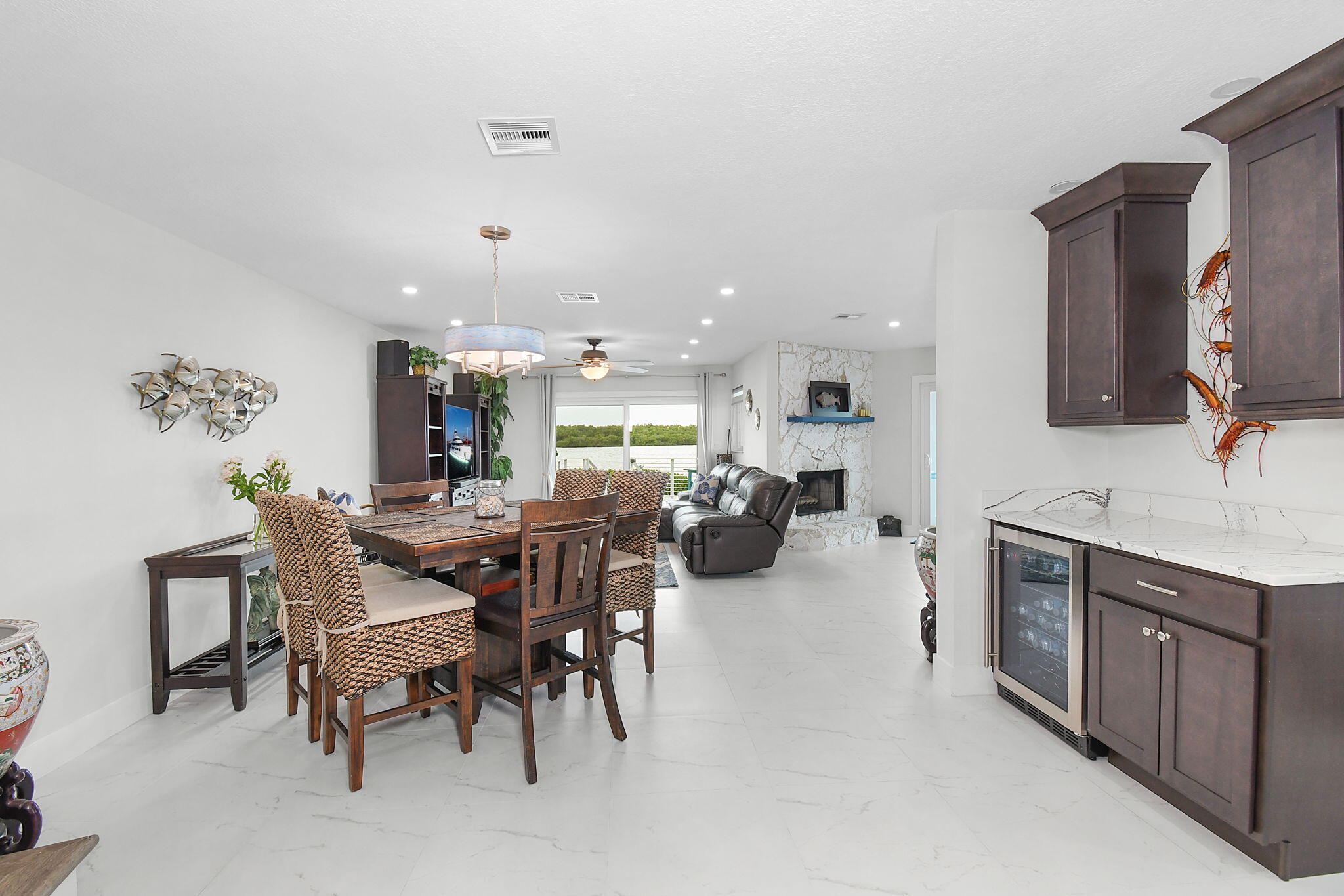 2408 Harbour Cove Drive Property Photo 26