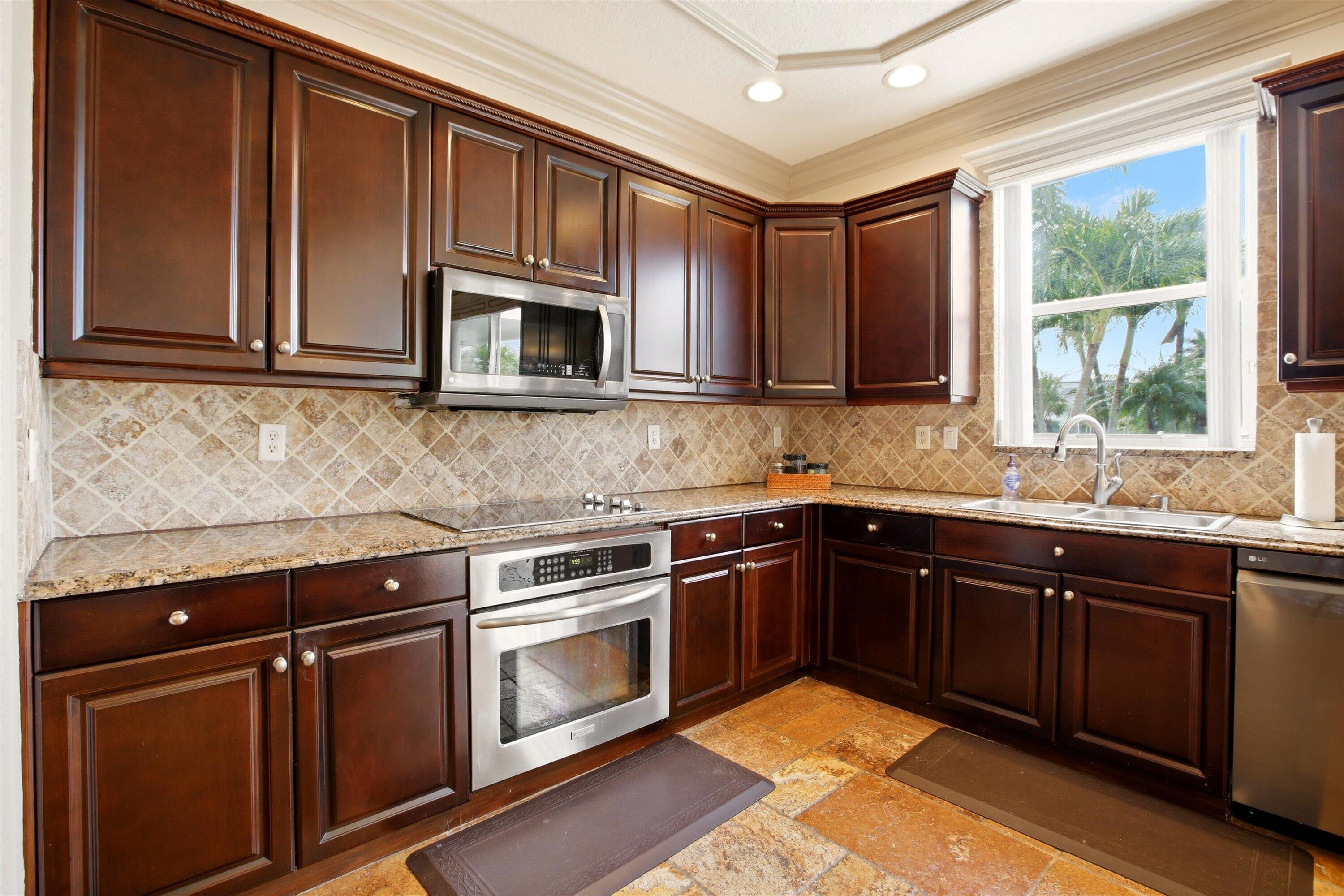 9599 Shepard Place Property Photo 11