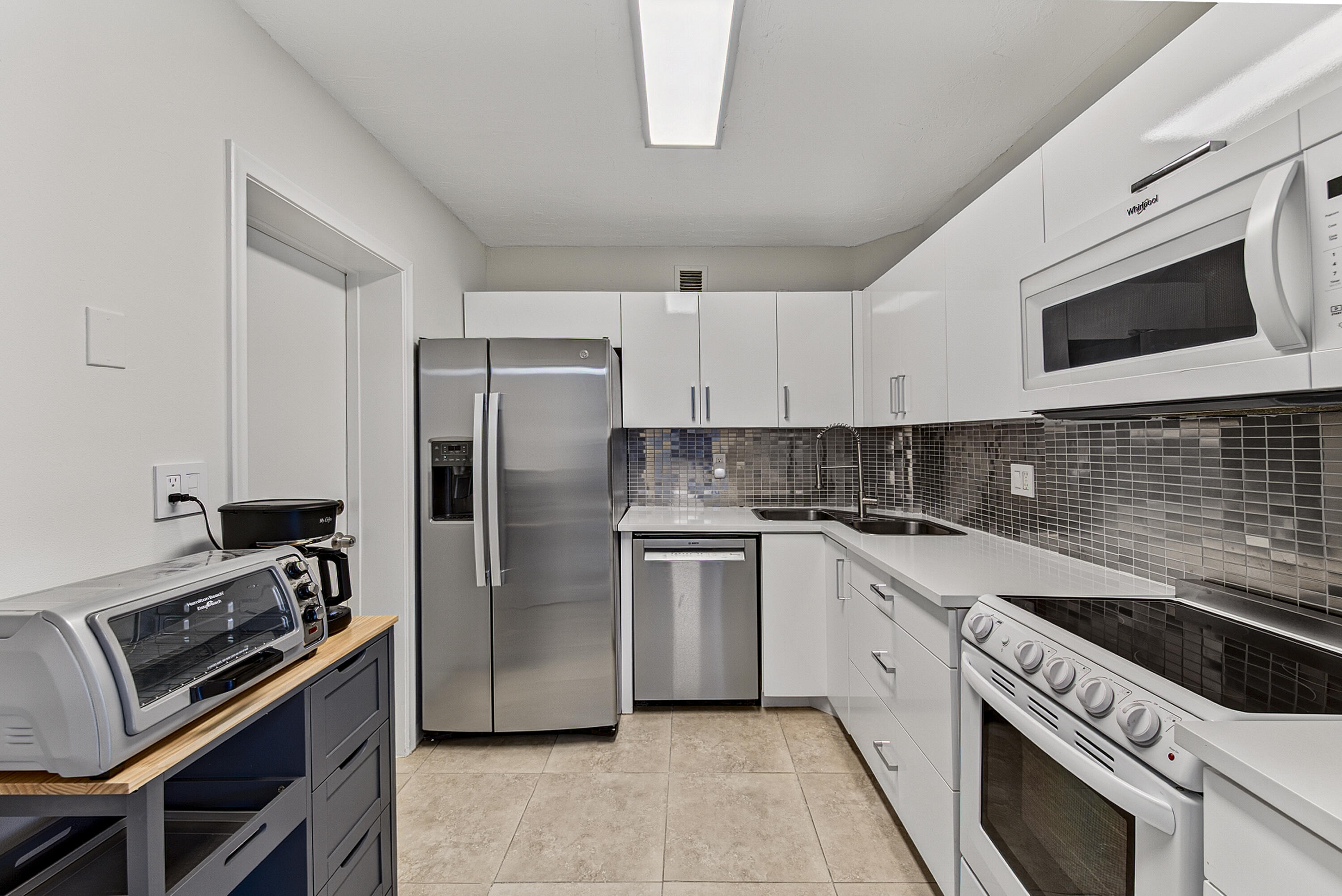 9 Ne 19th Court C112 Property Photo 4