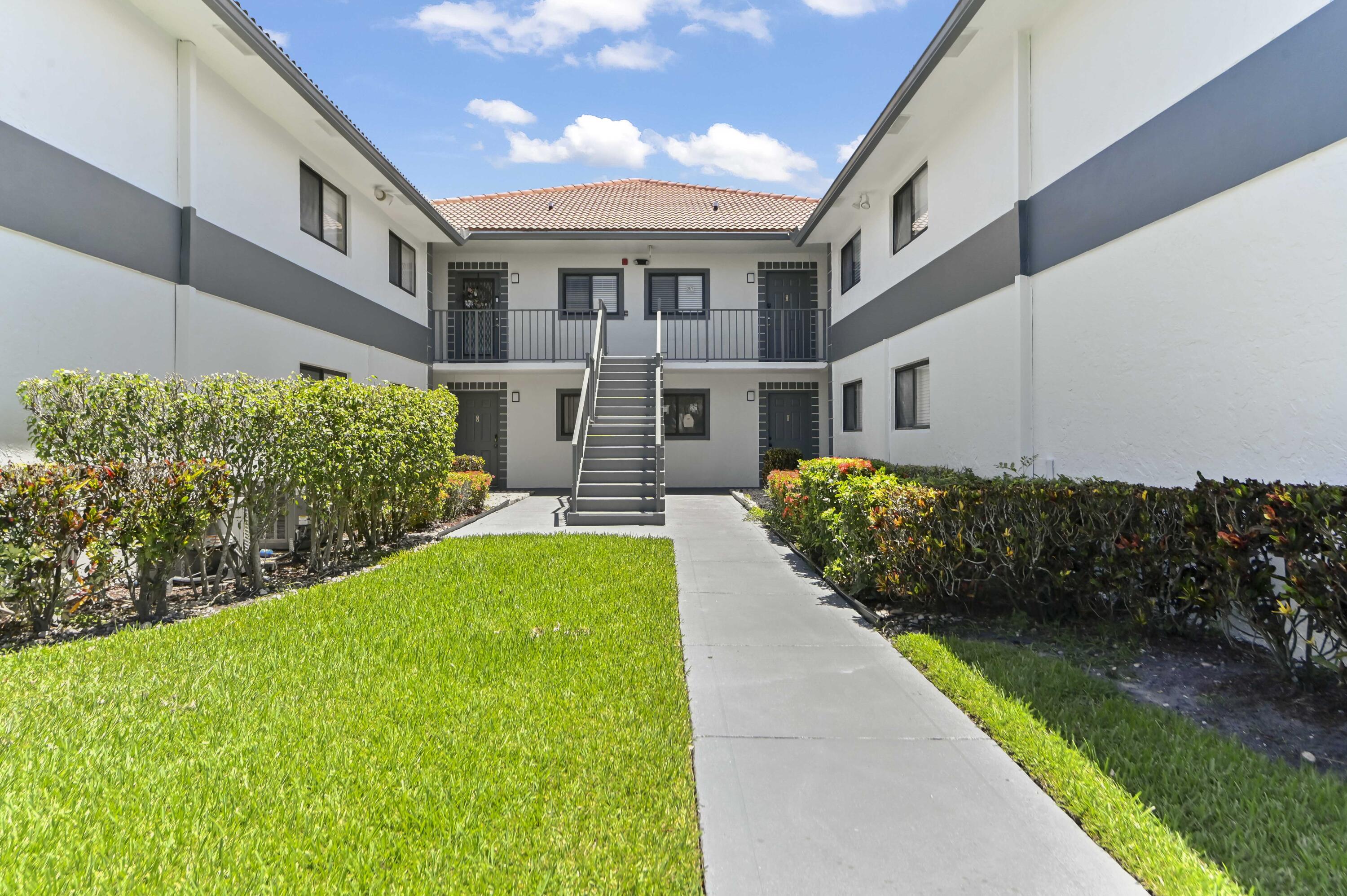 15234 Lakes Of Delray Boulevard 276 Property Photo 2