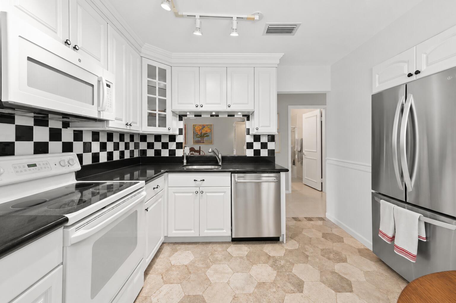 15234 Lakes Of Delray Boulevard 276 Property Photo 7