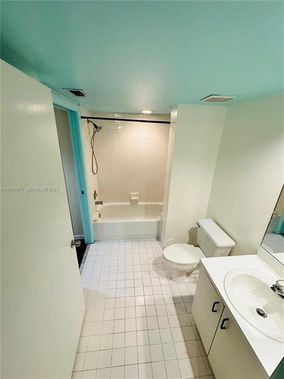 4730 Sw 62nd Way 104 Property Photo 13
