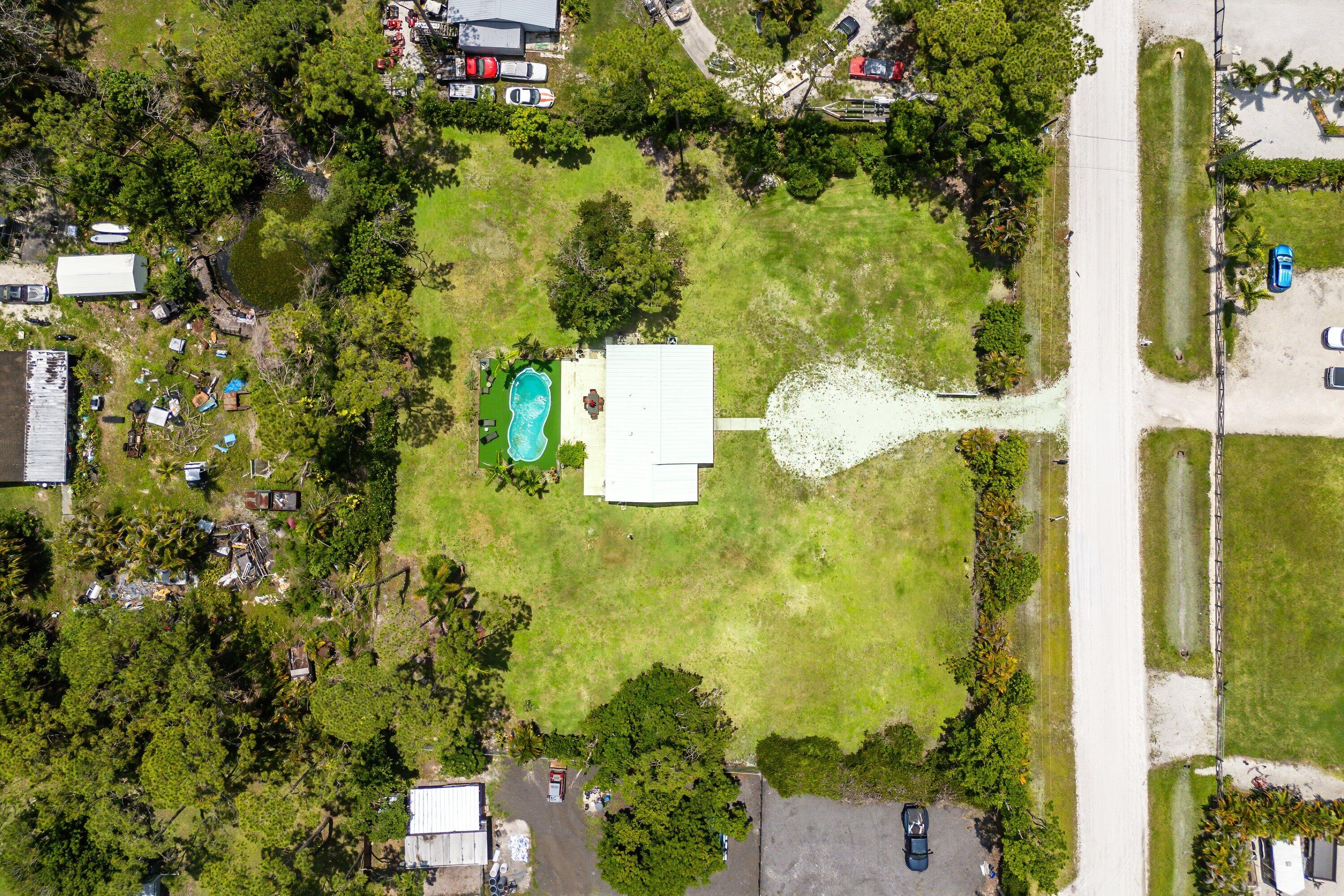12944 68th Street N Property Photo 1