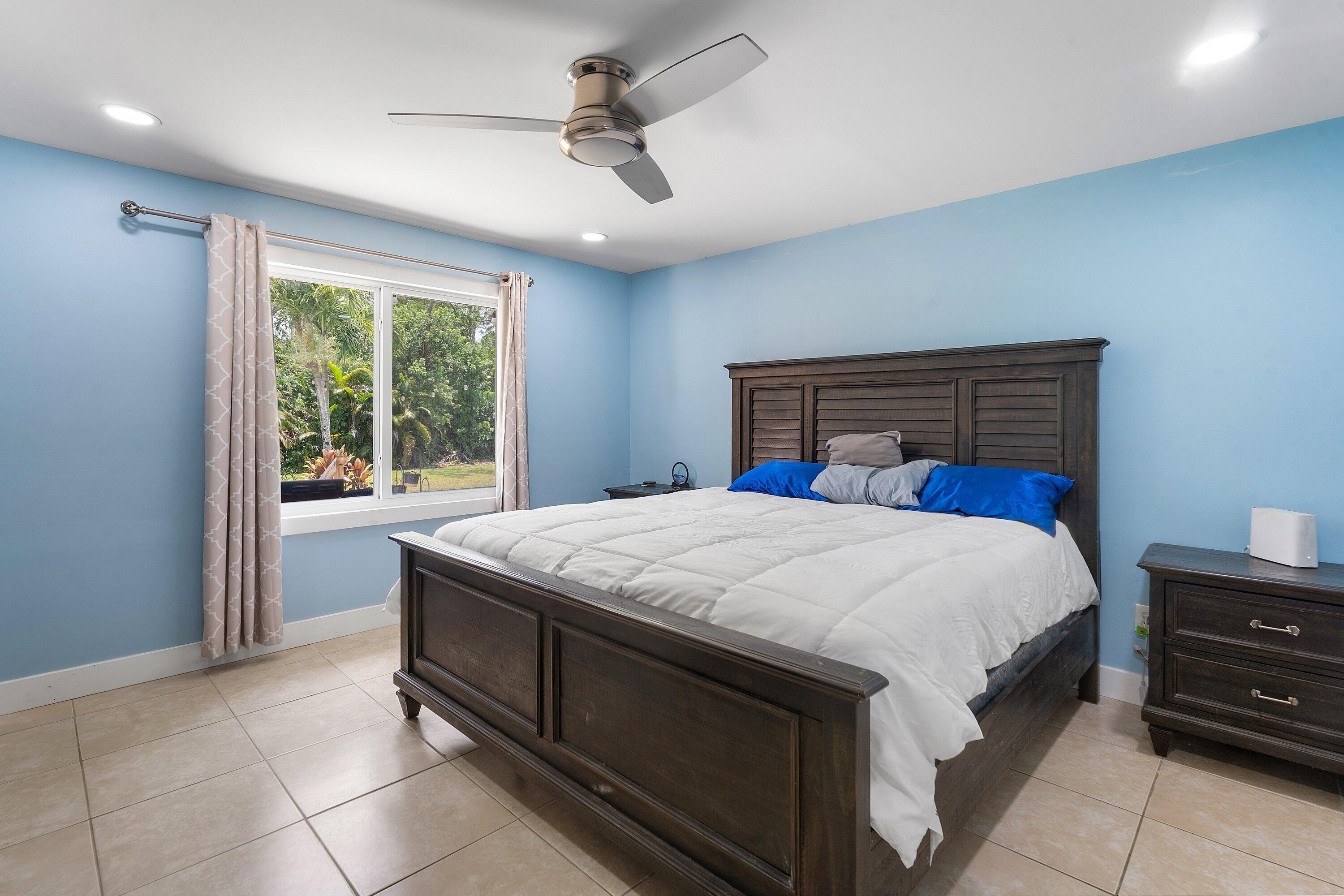 12944 68th Street N Property Photo 14
