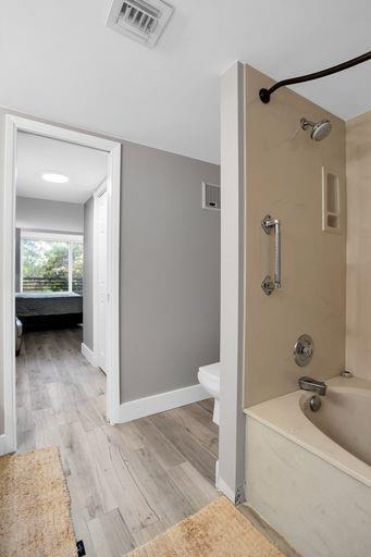 3503 Oaks Way 303 Property Photo 23