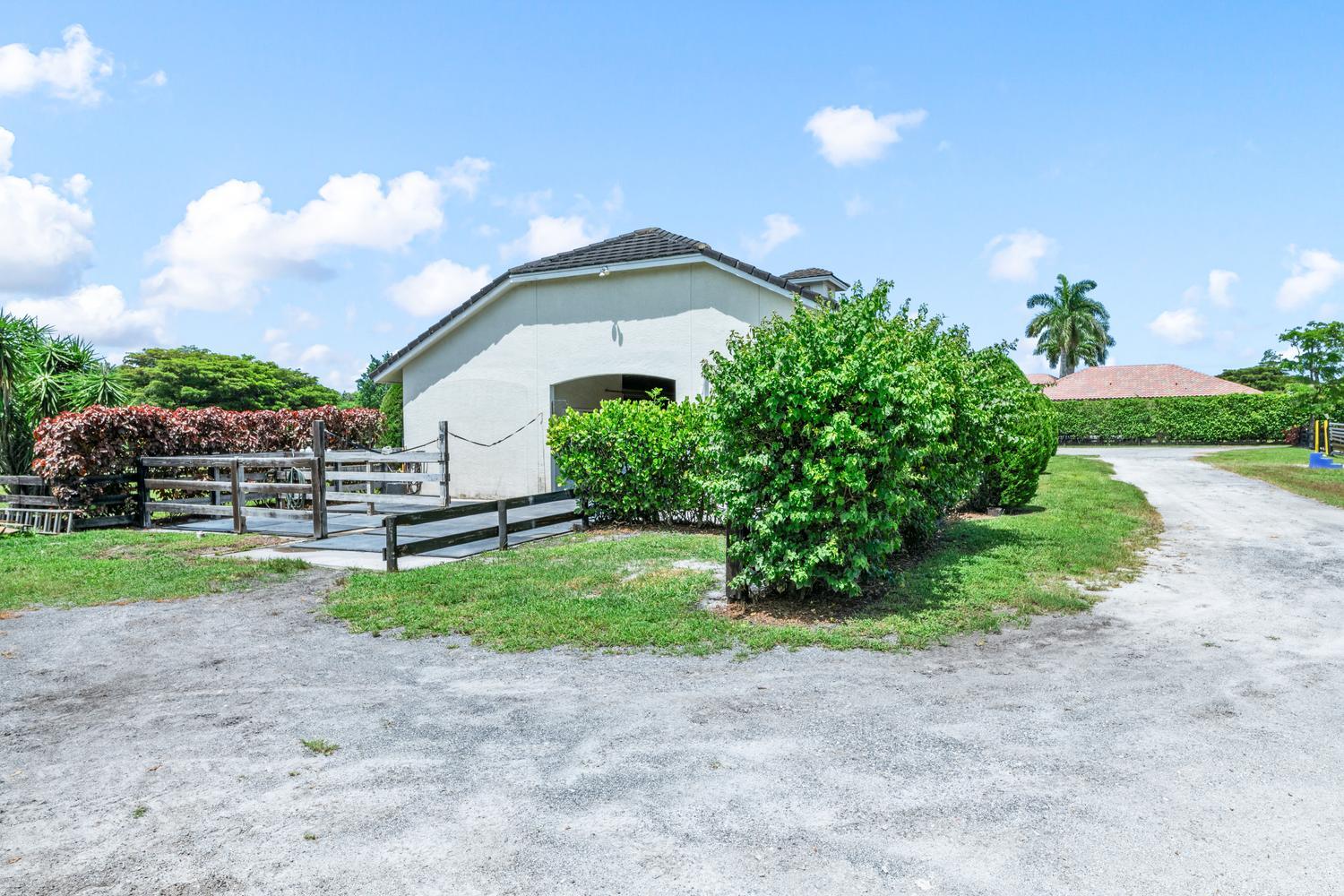 14501 Rolling Rock Place Property Photo 27