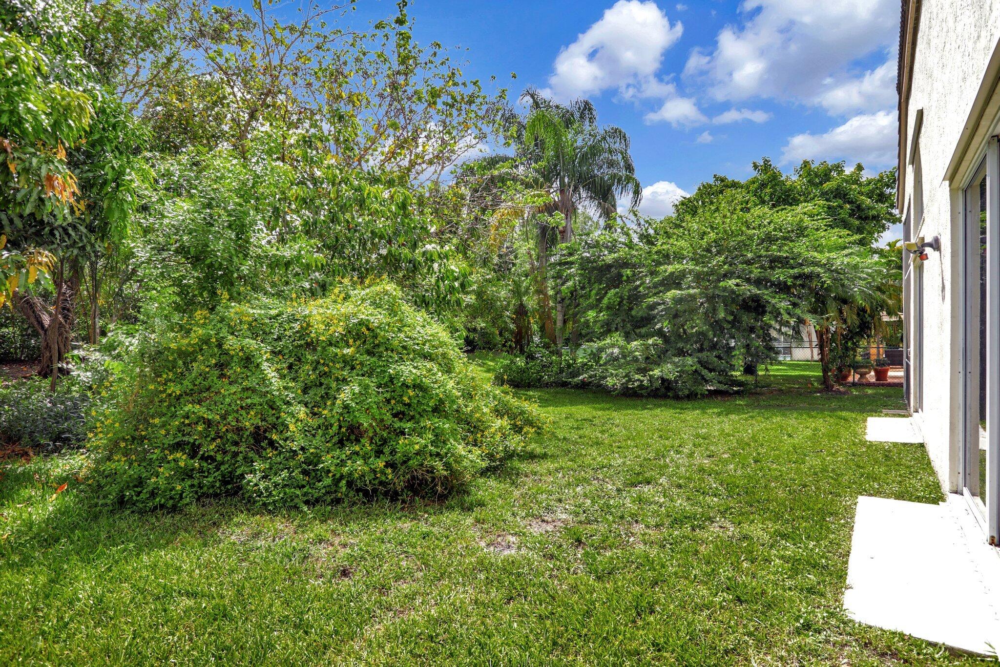 6702 Nw 80th Manor Property Photo 34