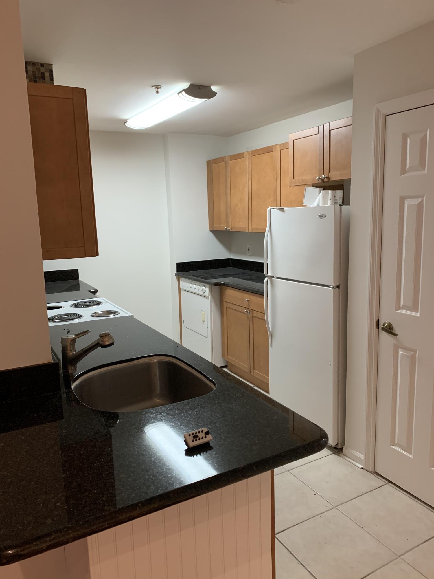 2080 Greenview Shores Boulevard 404 Property Photo 3