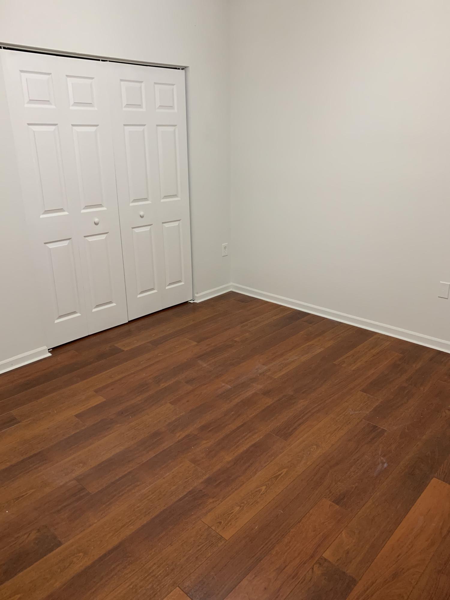 2080 Greenview Shores Boulevard 404 Property Photo 5